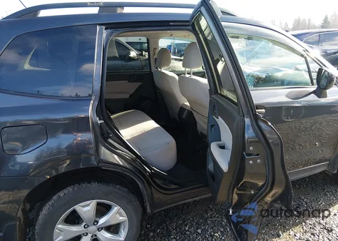 2014 Subaru Forester 2.5I Premium из США, поврежденный, VIN JF2SJAEC8EH558395